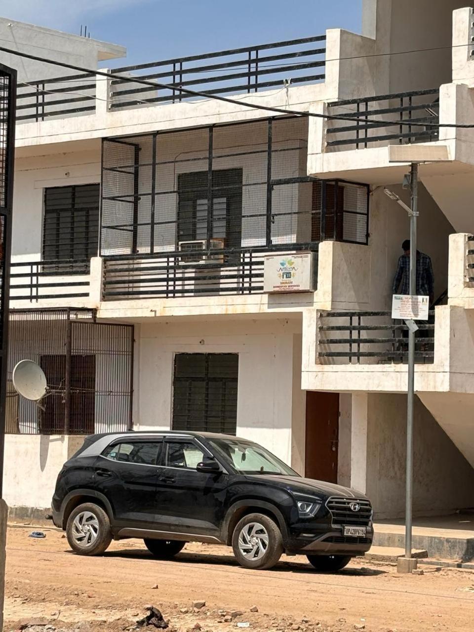 Sriram Homestay 01 Km To Sri Ram Mandir Ayodhya Εξωτερικό φωτογραφία